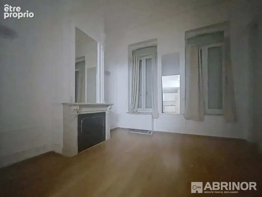 LILLE CENTRE Appartement Lille 3 pièce(s) 82.5 m2 - photo 6