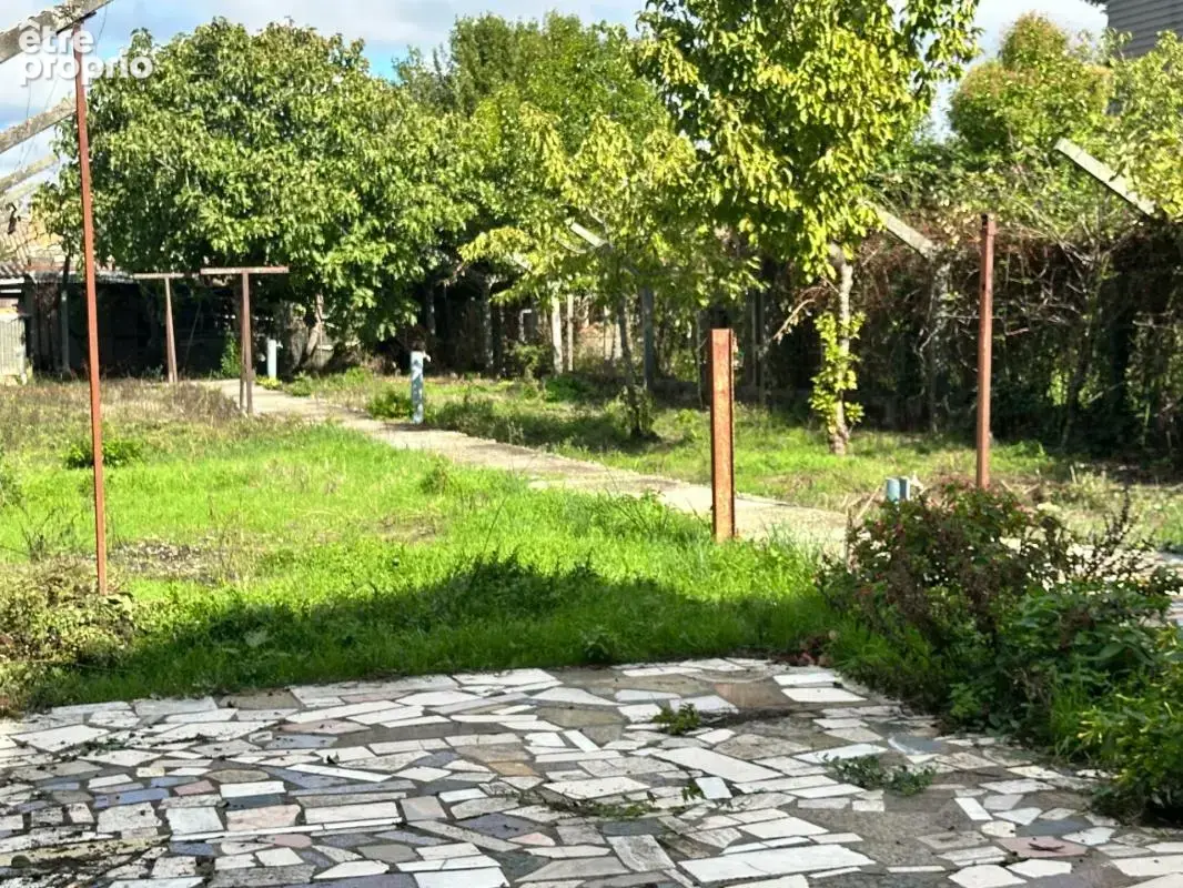 Bordeaux – Appartement de 90 m², 2 chambres, jardin privatif et sous-sol - photo 14
