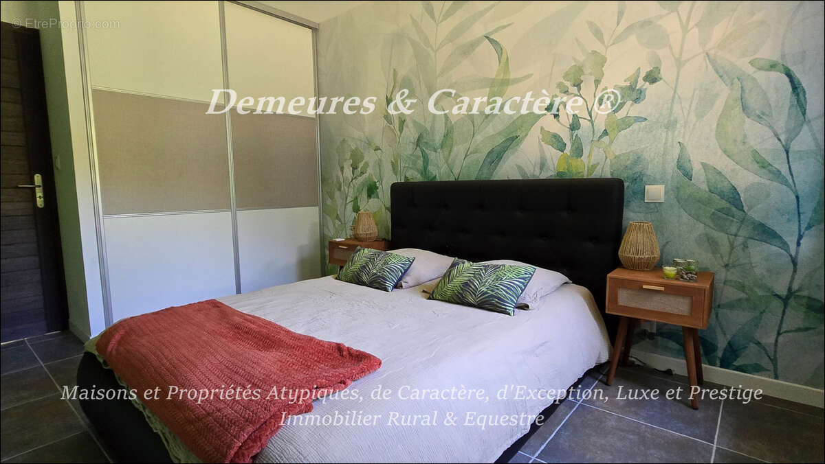 Maison avec piscine et dépendances - photo 16