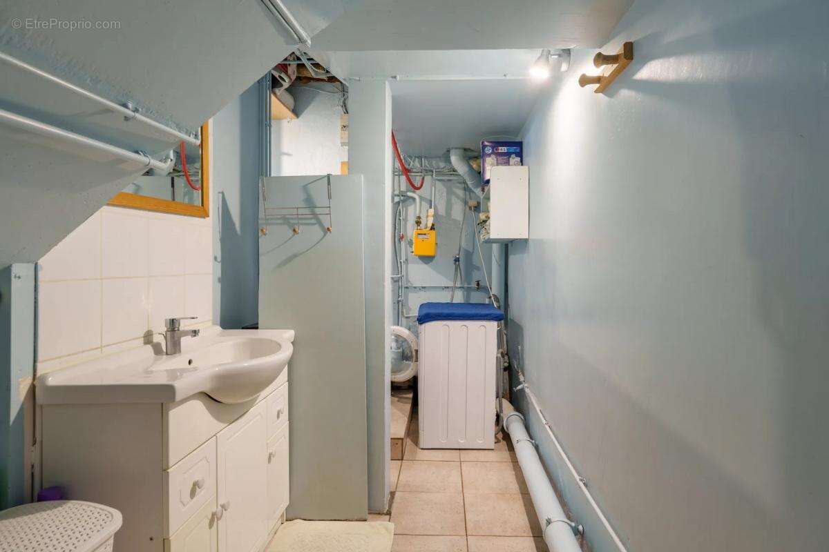 Maison à SAINTE-SAVINE