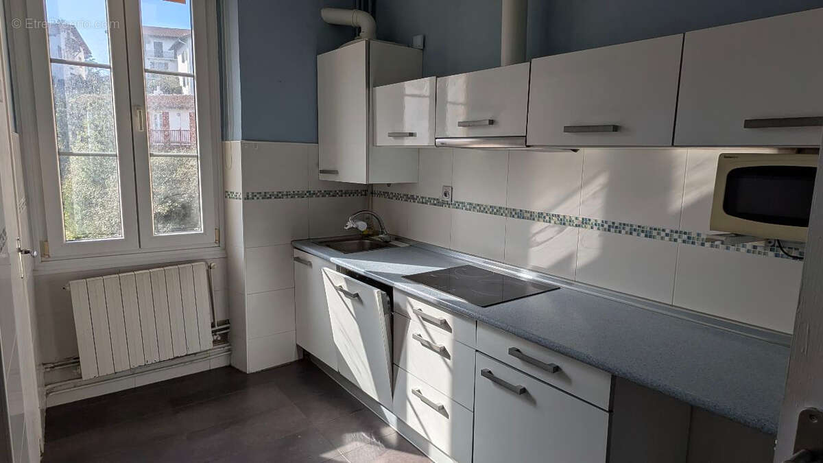 Appartement Hendaye 3 pièce(s) 47.9 m2 - photo 8