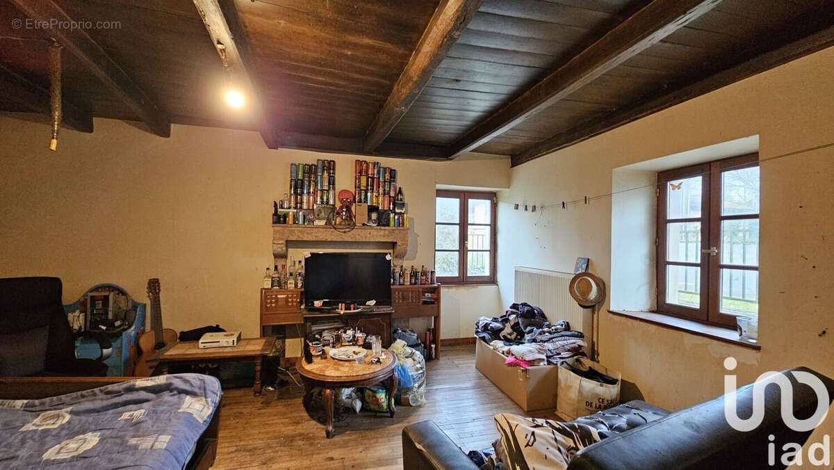 Maison 103 m² à Les Adjots  - photo 6