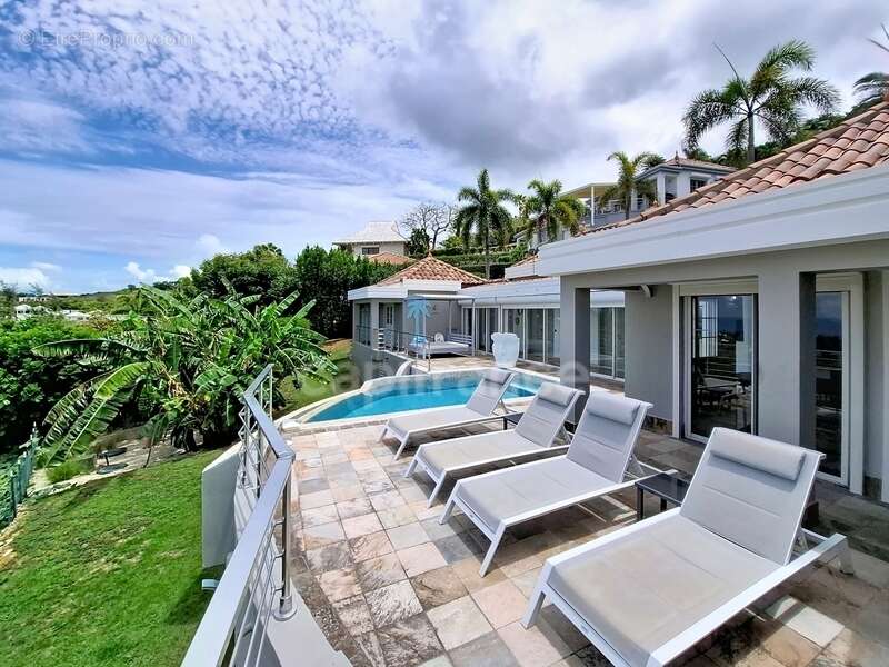 Maison à SAINT-MARTIN