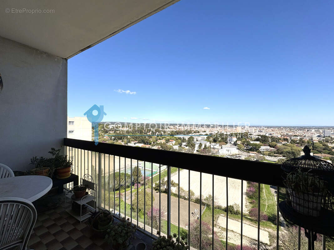 Appartement à NIMES