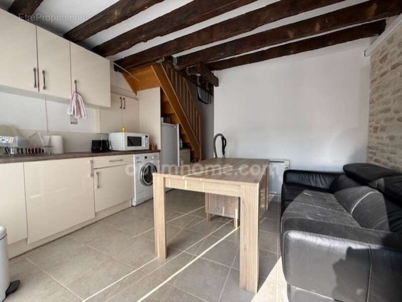 Maison à SAINT-CYR-SOUS-DOURDAN