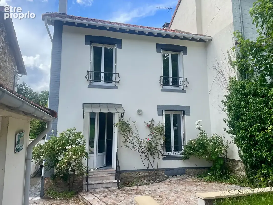 Maison à MONTMORENCY