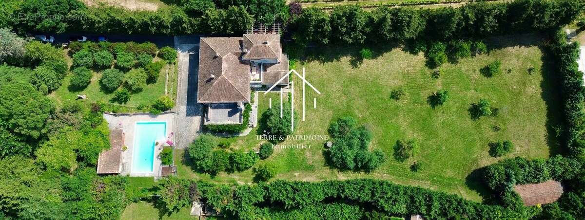 Maison à VALLON-PONT-D'ARC