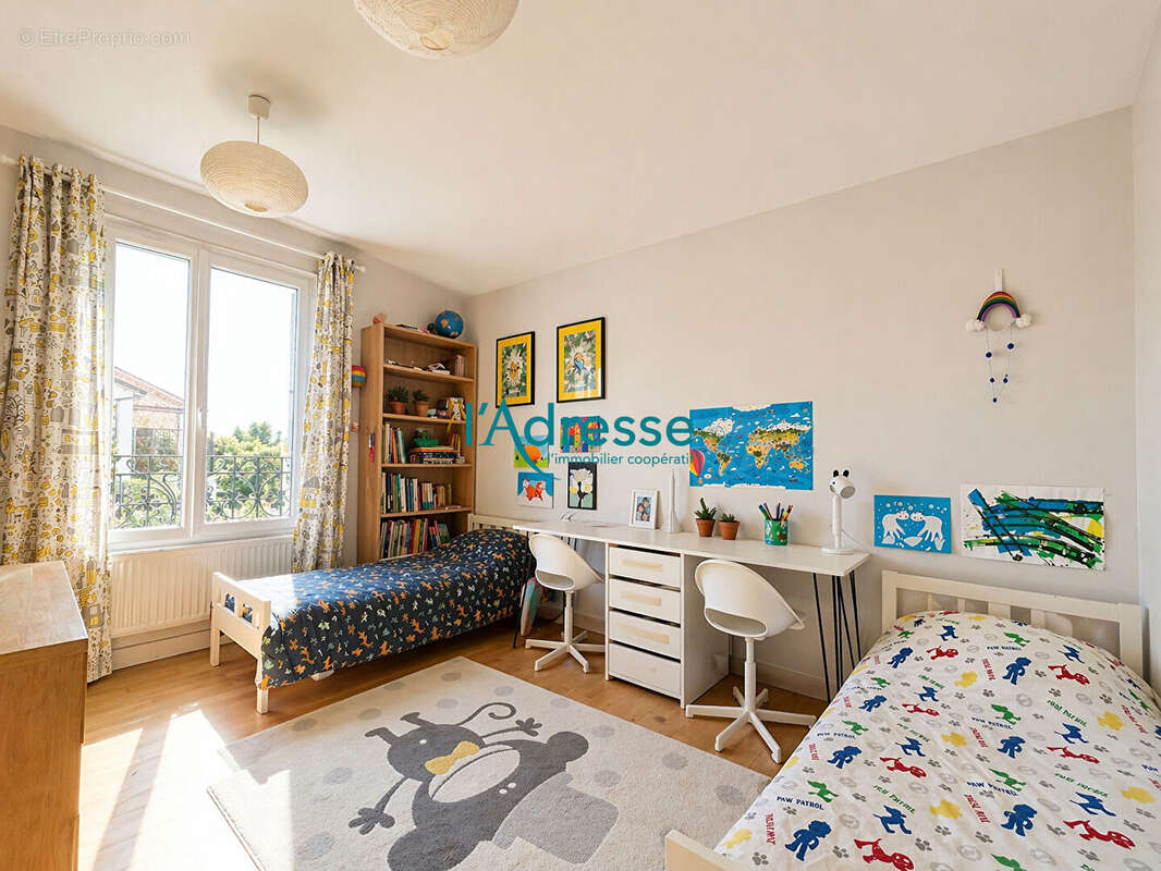 Maison à NANTERRE
