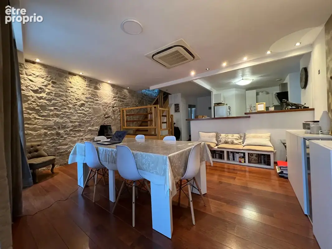 Appartement lumineux en coeur de village de Caylus - Charme et confort - photo 2