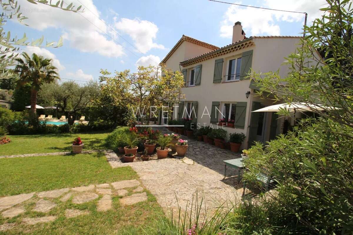 Maison à CALLIAN