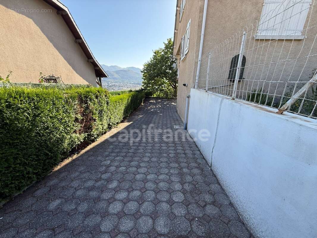 Grande maison avec vue exceptionnelle sur les pyrénées - photo 5