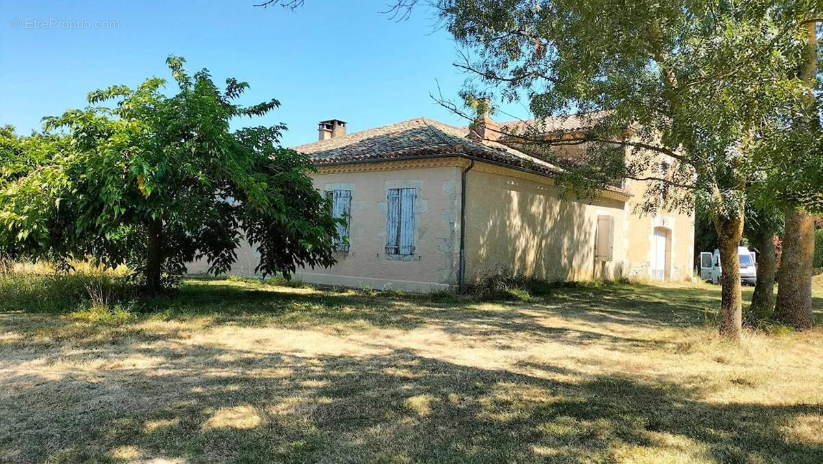 Maison à PUYCASQUIER