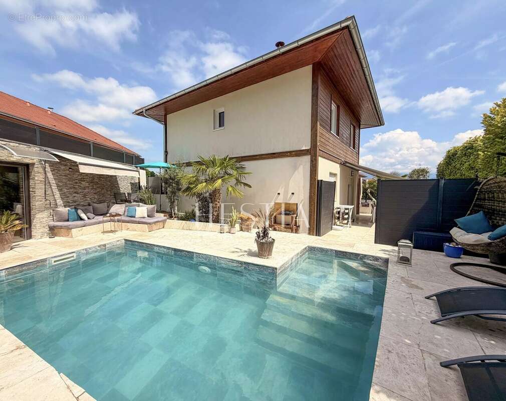 Maison à POISY