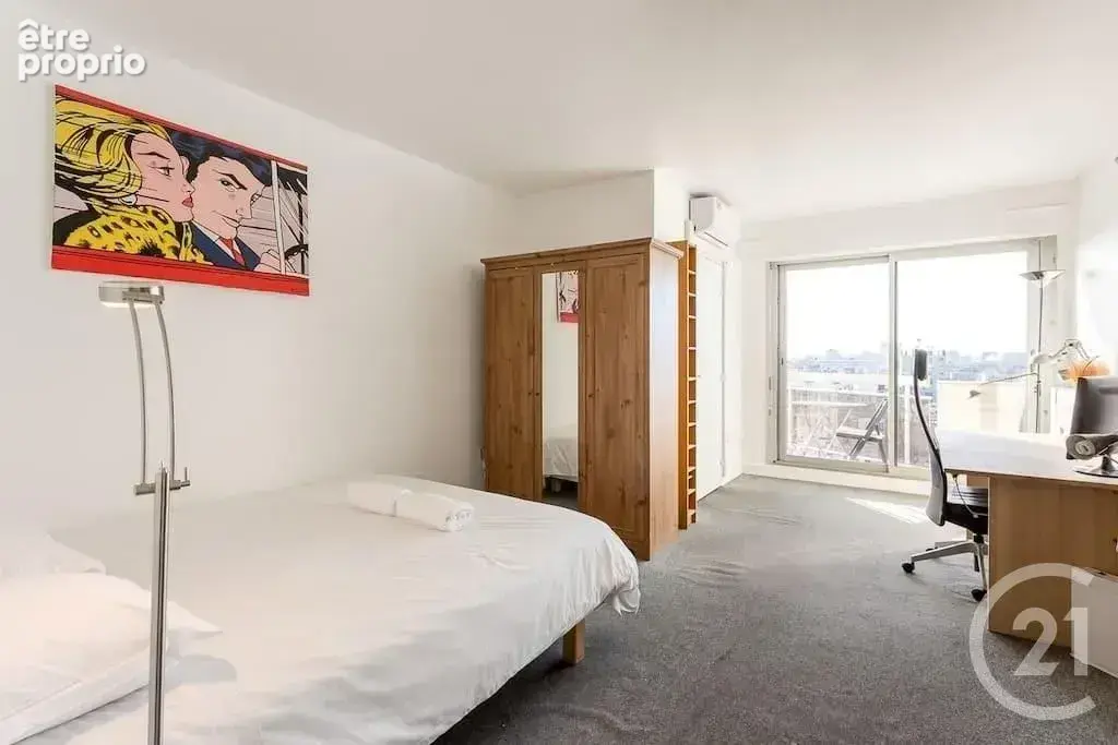 Appartement à PARIS-14E