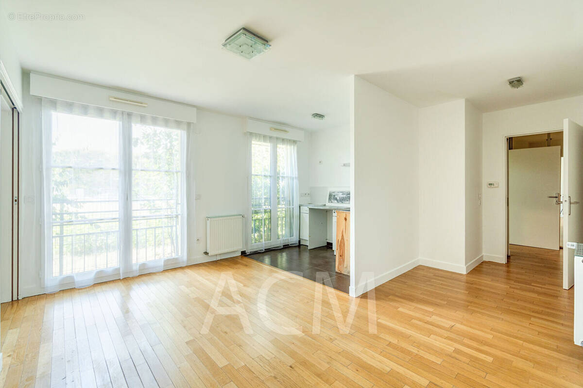 Appartement à MAISONS-LAFFITTE