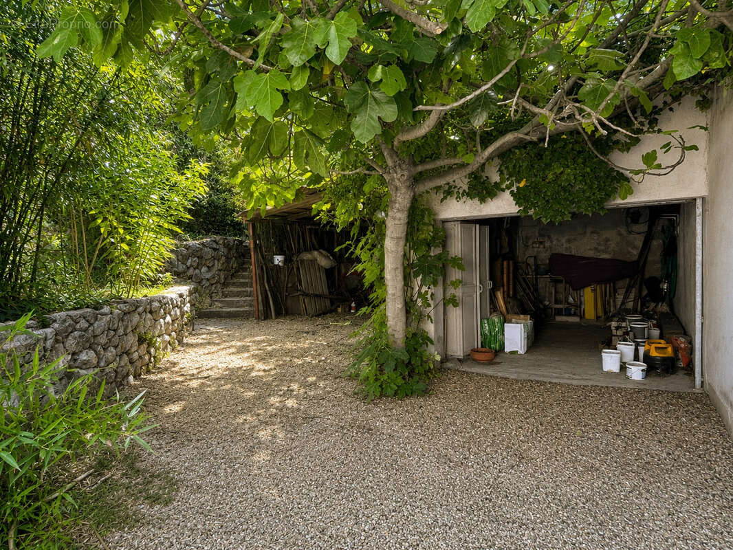 Maison à MARSEILLE-12E