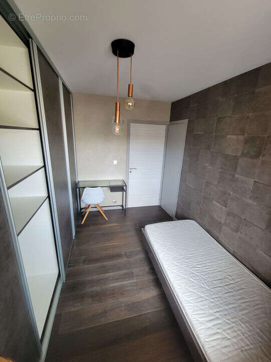 CHAMBRE 2 - Appartement à ANNEMASSE