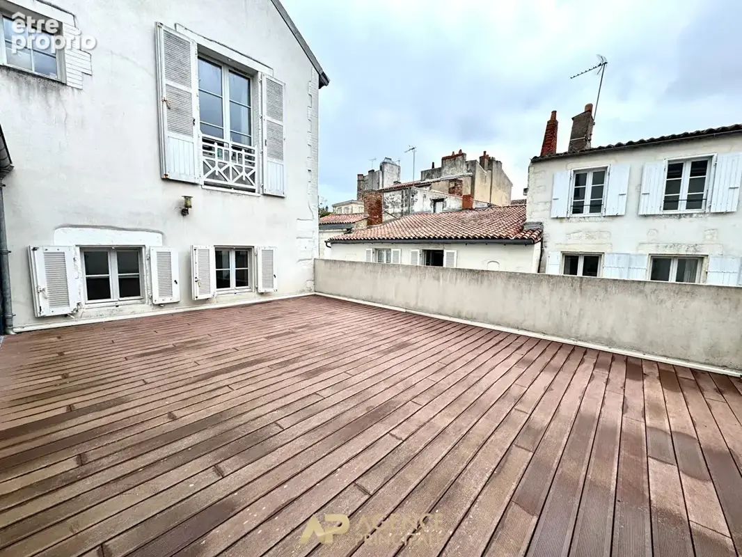 Appartement - Type 3 - 69m2 - Terrasse de 40m2 - La Rochelle Centre ville - photo 13