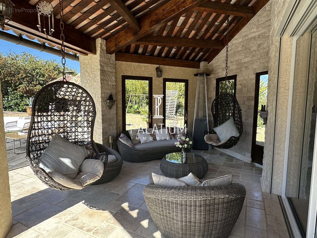 Maison à VALENSOLE