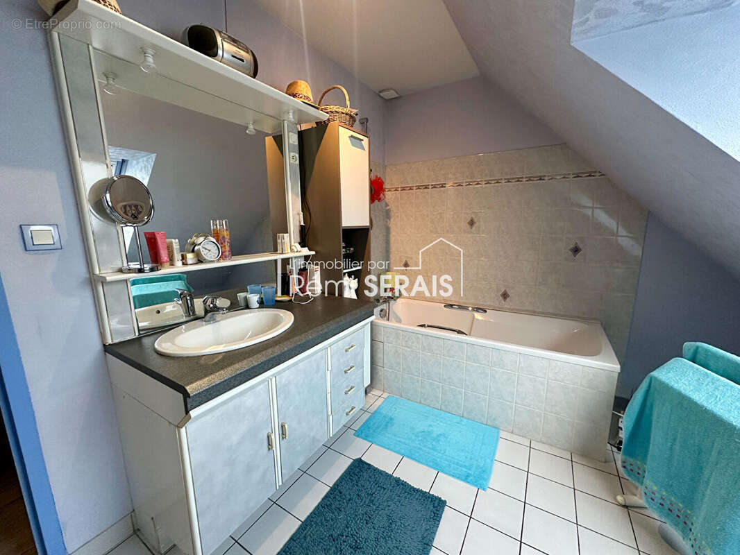 Maison à SAINT-GEORGES-DES-GROSEILLERS