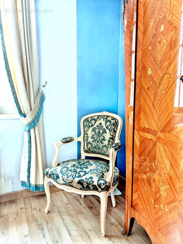 Maison à LA MENITRE