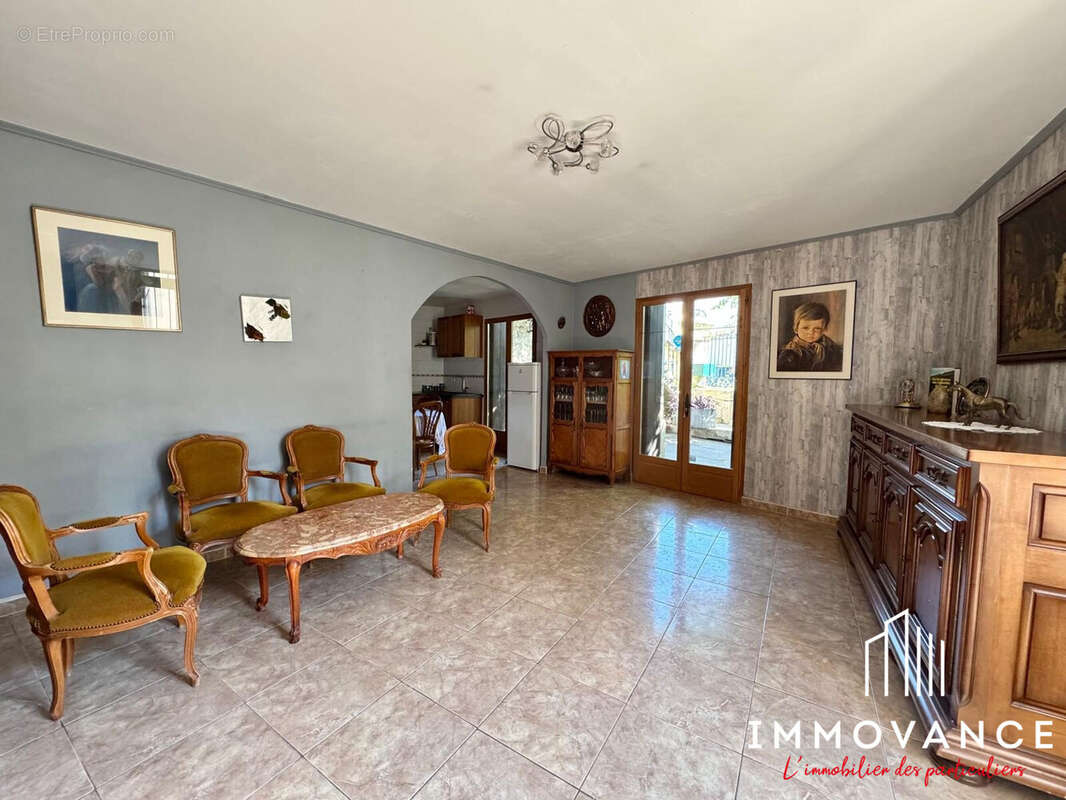 Appartement à SAINT-BAUZILLE-DE-MONTMEL