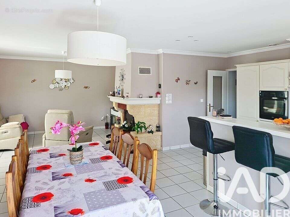 Photo 9 - Maison à LAMOTHE-MONTRAVEL