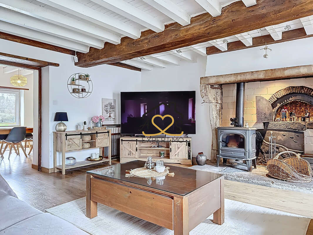Maison à SAINT-PRIEST-BRAMEFANT
