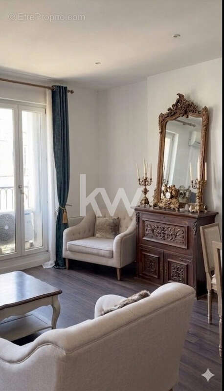 Appartement à MARSEILLE-2E