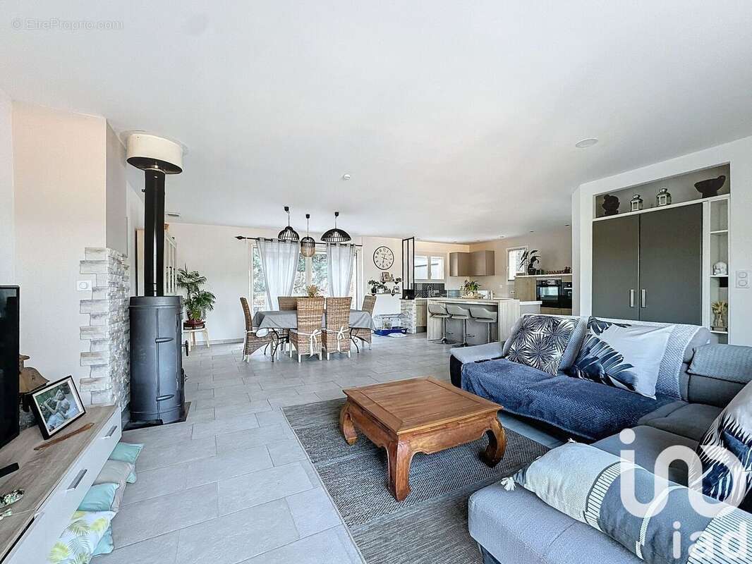 Photo 2 - Maison à CLERMONT-L'HERAULT