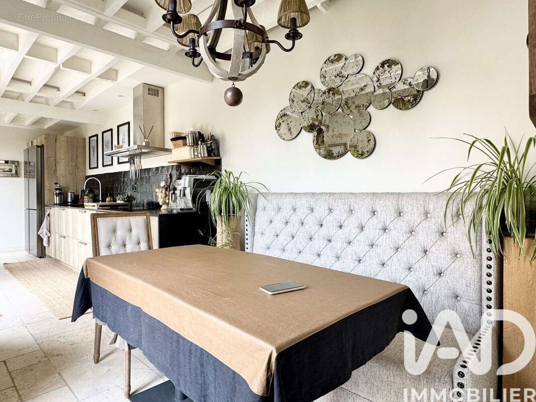 Photo 8 - Maison à COMPIEGNE