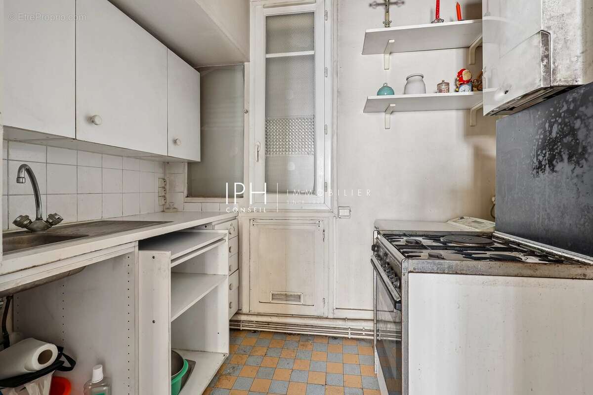 Appartement à NEUILLY-SUR-SEINE