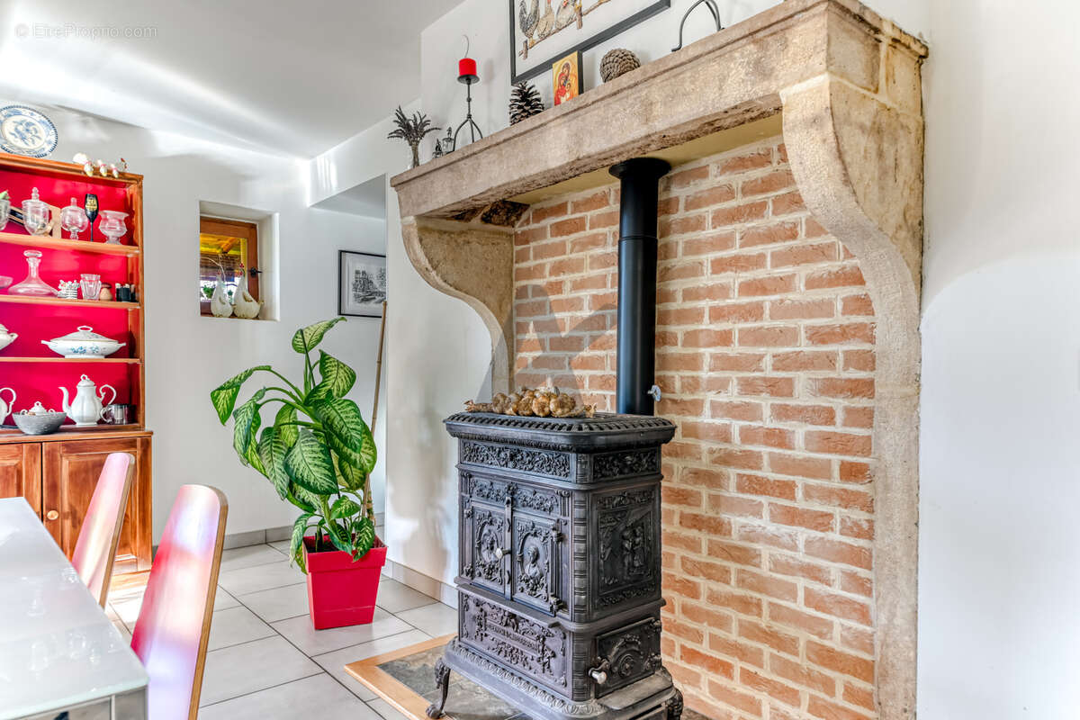 Maison à SAVIGNEUX