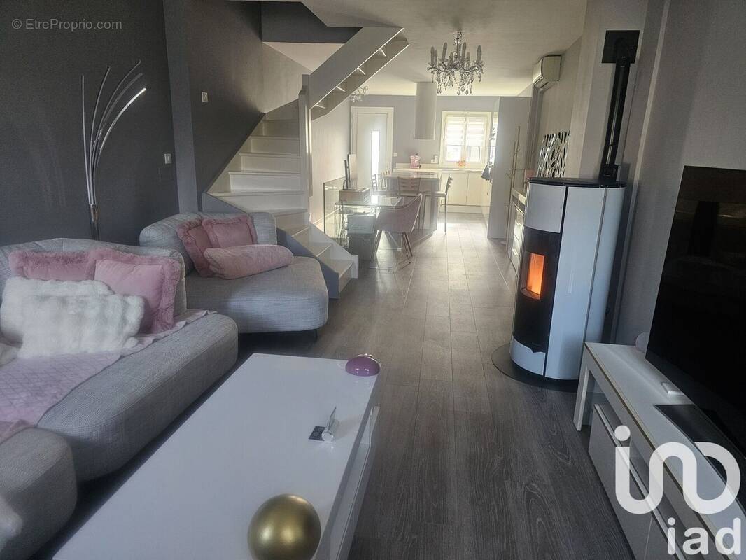 Photo 1 - Maison à THORIGNY-SUR-MARNE