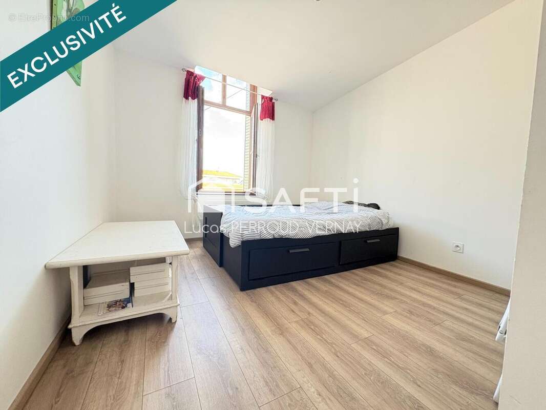 Photo 4 - Appartement à NEUVILLE-LES-DAMES