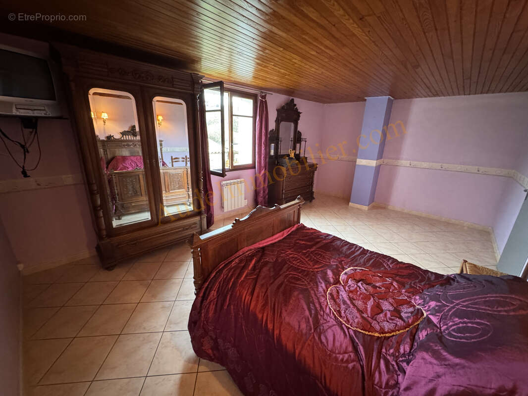 Maison à ARQUES