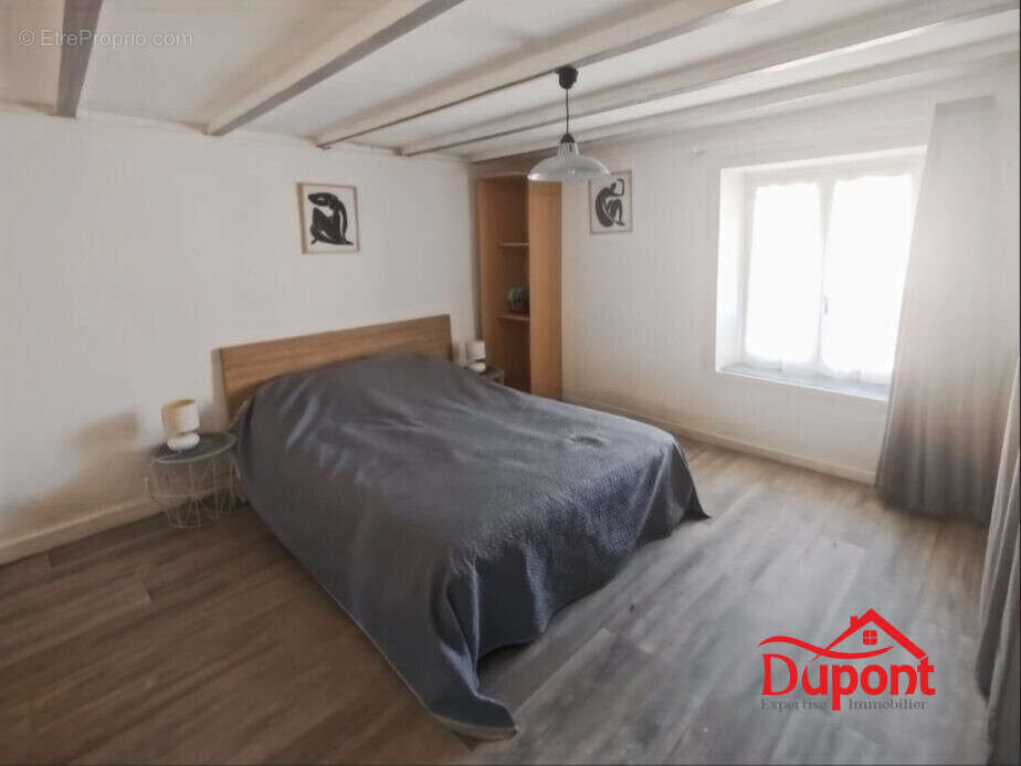 Maison à BUZANCY