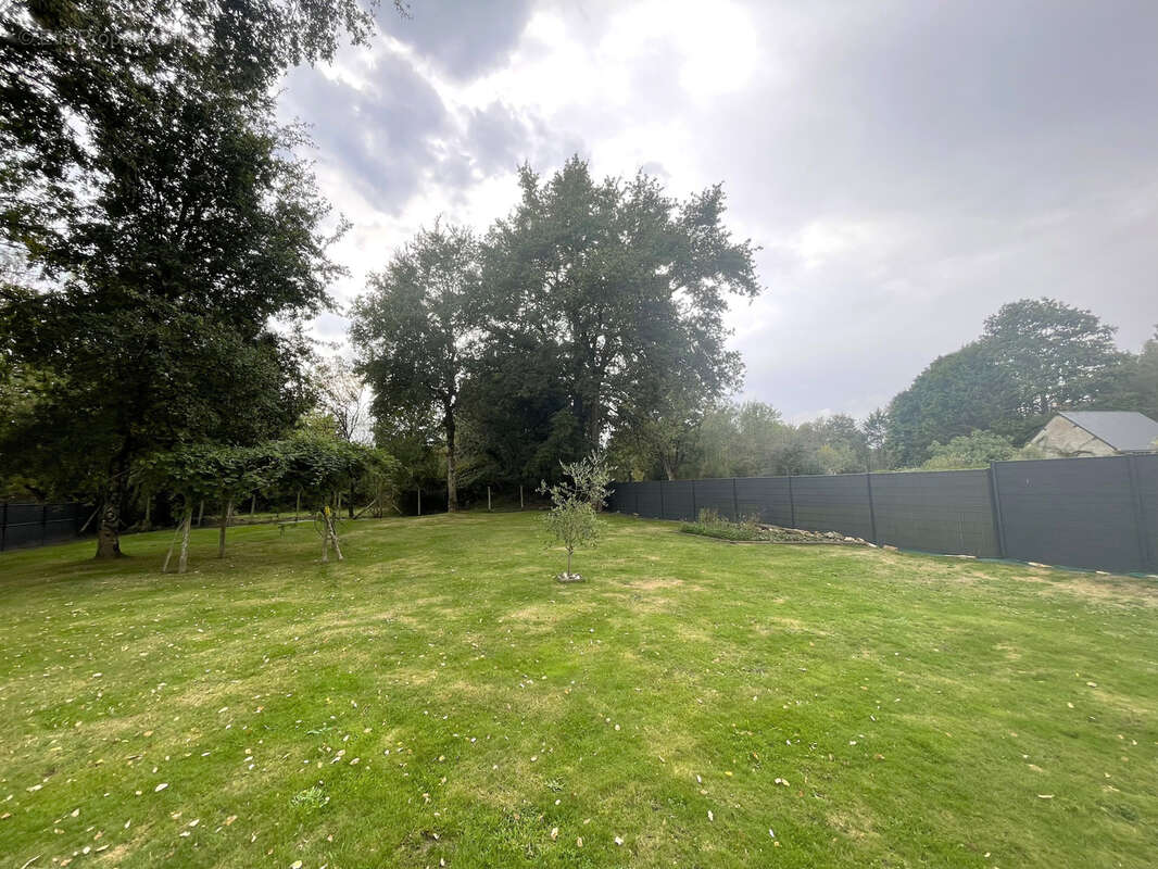 Maison à LE CELLIER