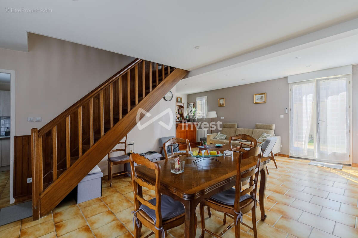 Maison à VAULX-EN-VELIN