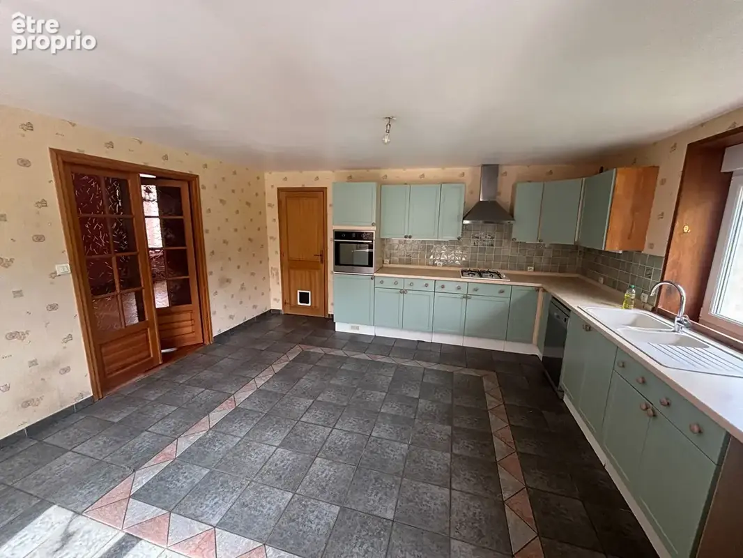Maison  9 pièce(s) 175 m2 - photo 5