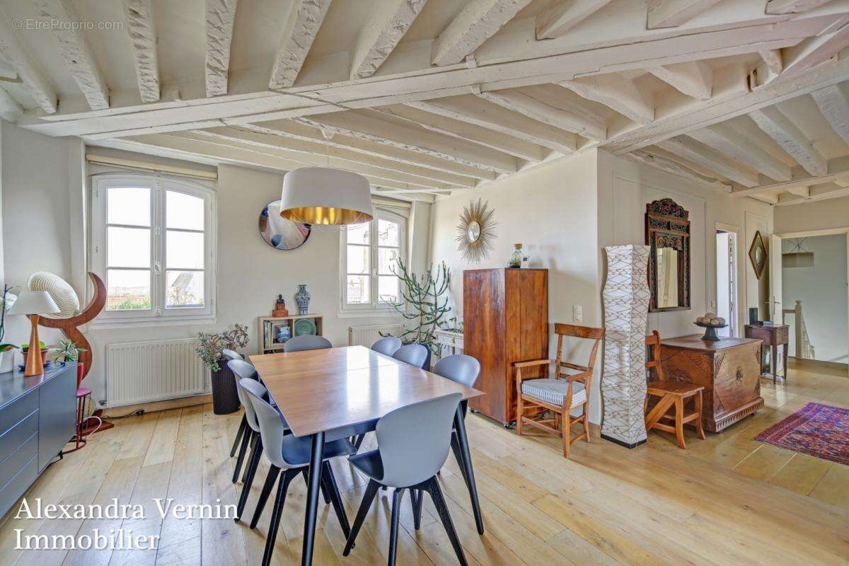 Magnifique appartement au sein d'un prestigieux hôtel particulier rue de Lorraine - photo 6