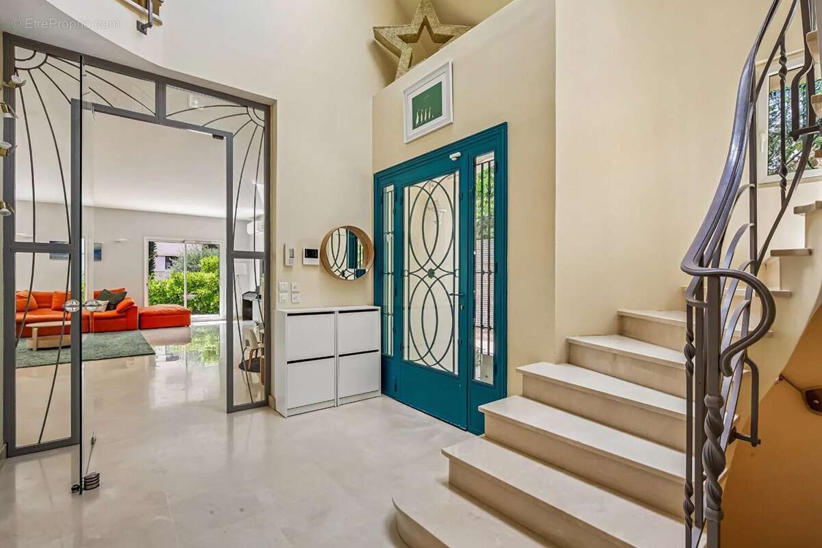 Le vesinet sud, 8 mn rer, maison contemporaine de 261 m² - 5 chambres - terrain 1000 m² - photo 9