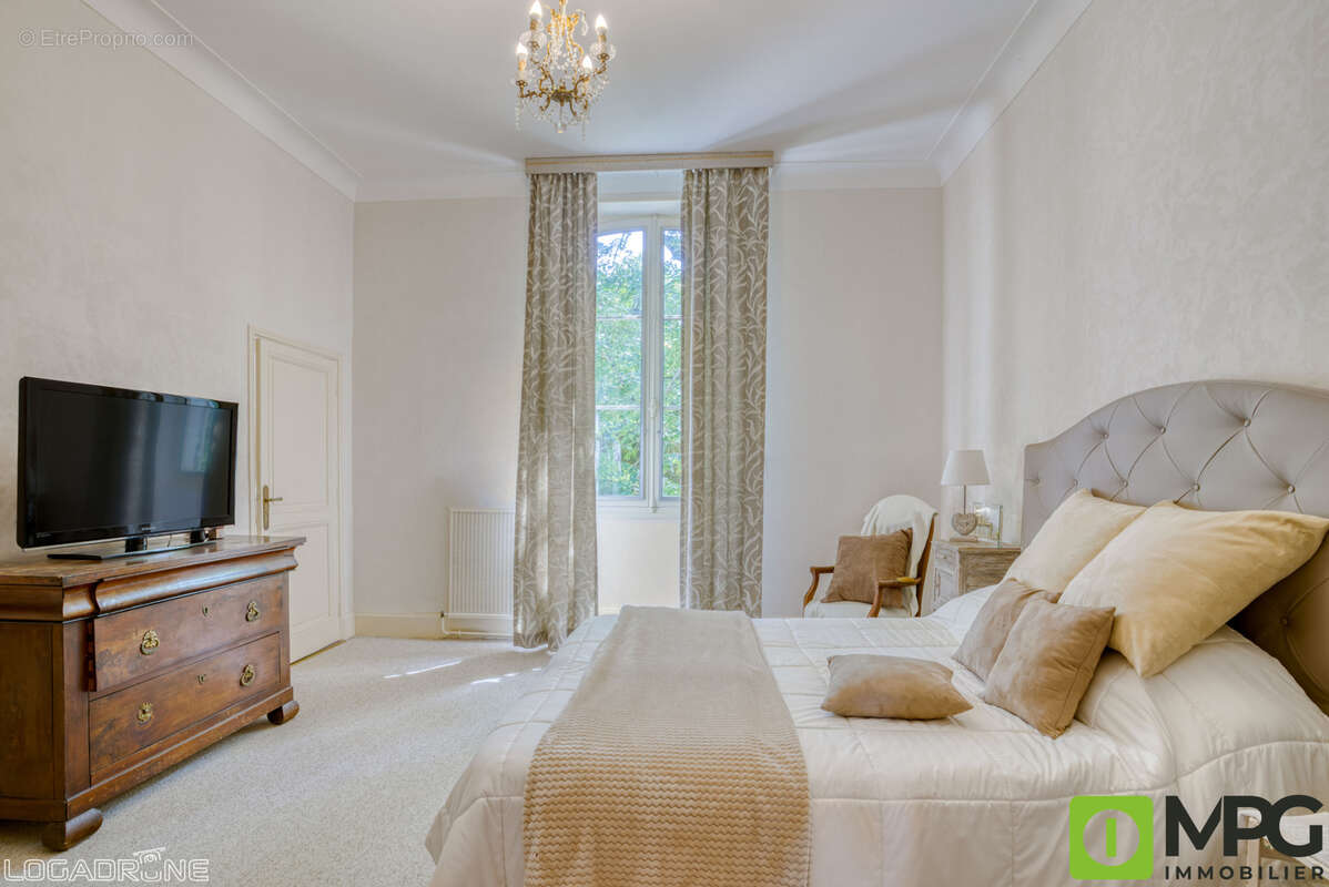 Maison à VILLENEUVE-SUR-LOT