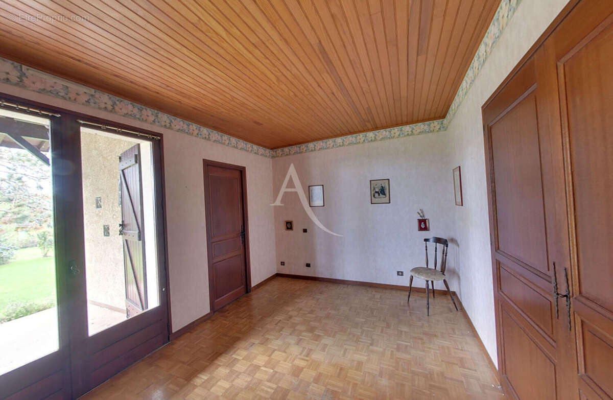 Maison à MAS-GRENIER