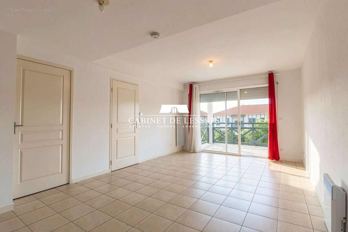 Appartement à USTARITZ