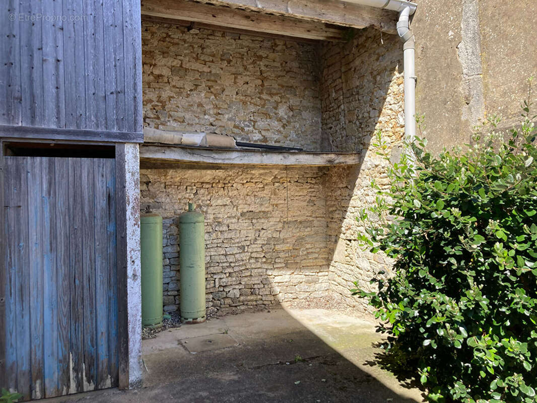 Maison à LA BREE-LES-BAINS