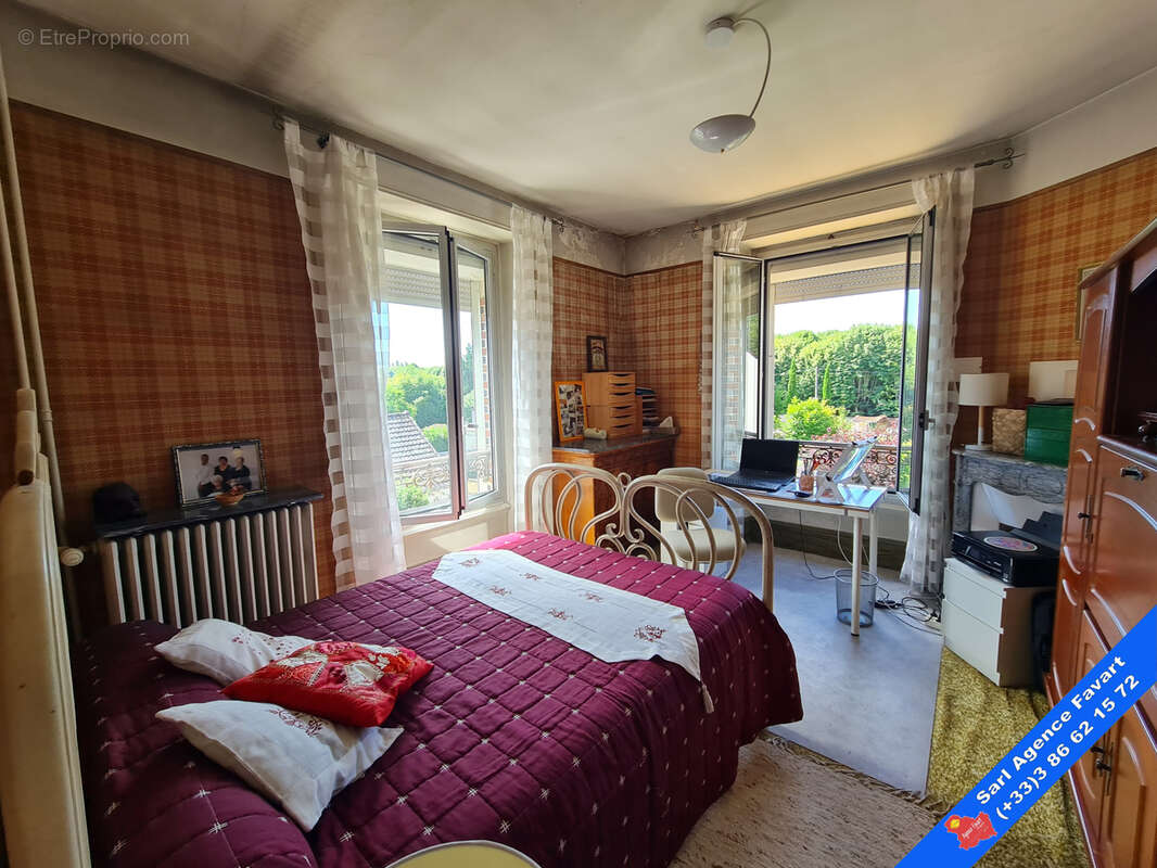 Ensemble immobilier rare avec maison bourgeoise et habitation indépendante - photo 9