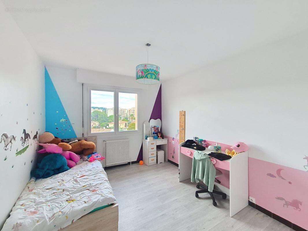 Appartement à LE CANNET