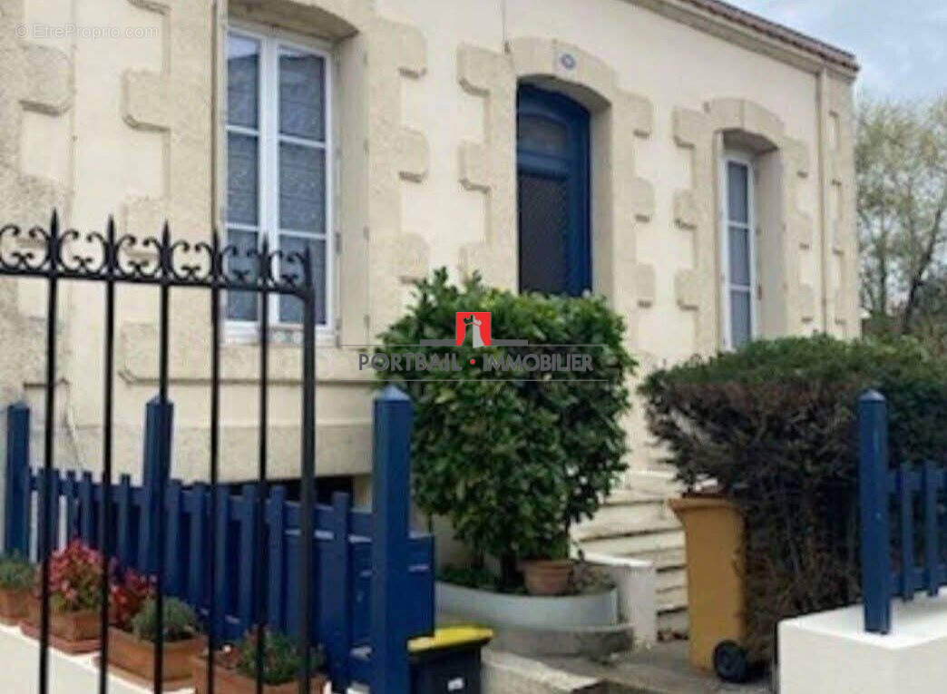 Maison à SAINT-ANDRE-DE-CUBZAC