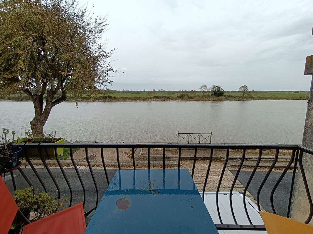 Appartement à TONNAY-CHARENTE
